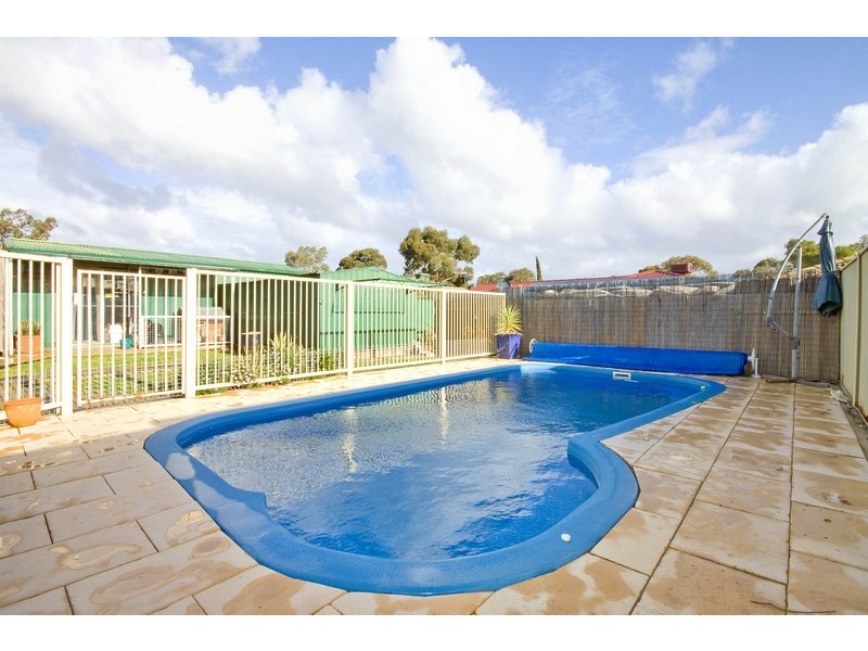 12 Winston Avenue, Paralowie SA 5108