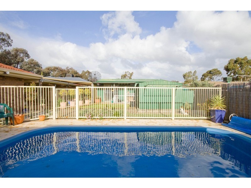 12 Winston Avenue, Paralowie SA 5108