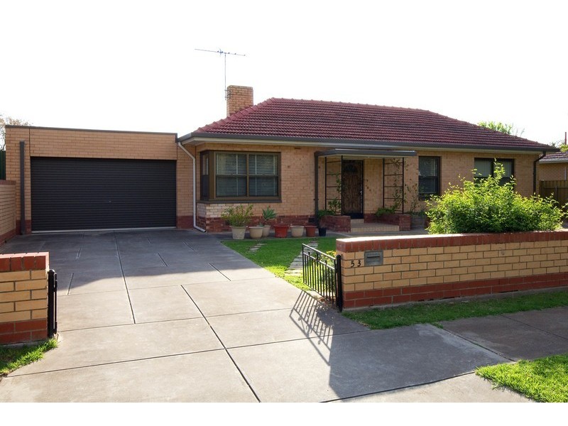 53 Collingbourne Drive, Elizabeth Vale SA 5112