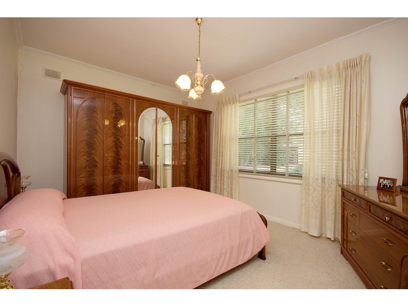 53 Collingbourne Drive, Elizabeth Vale SA 5112