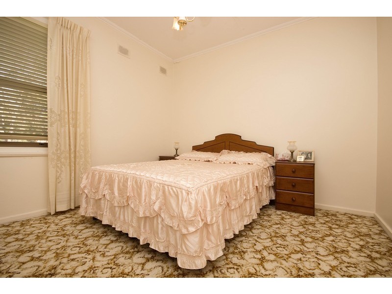 53 Collingbourne Drive, Elizabeth Vale SA 5112