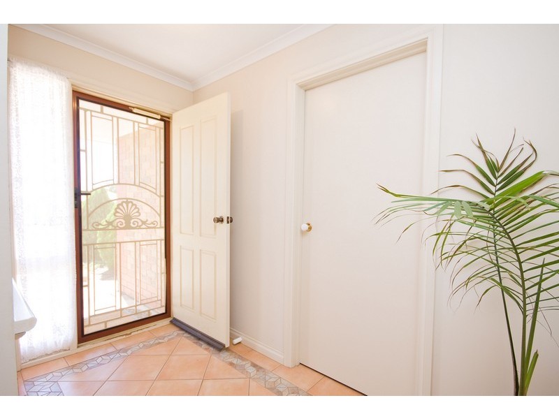 33 Radiata Grove, Salisbury Heights SA 5109