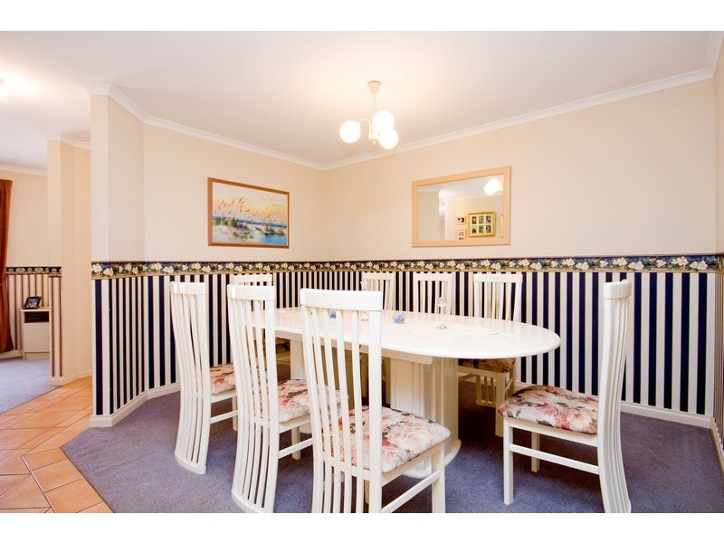 33 Radiata Grove, Salisbury Heights SA 5109