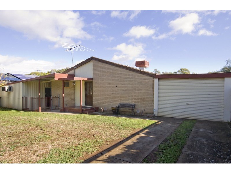 13 Debra Crescent, Salisbury East SA 5109