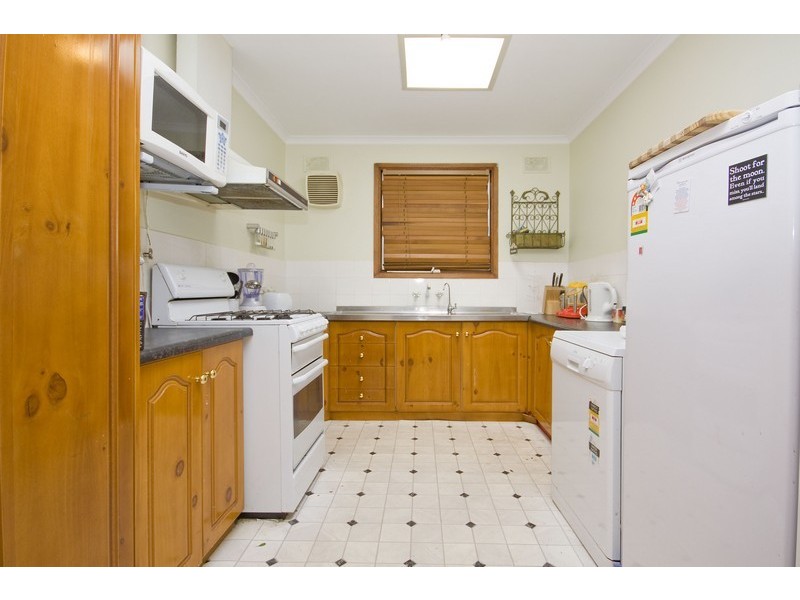 13 Debra Crescent, Salisbury East SA 5109