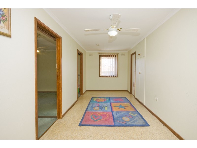 13 Debra Crescent, Salisbury East SA 5109