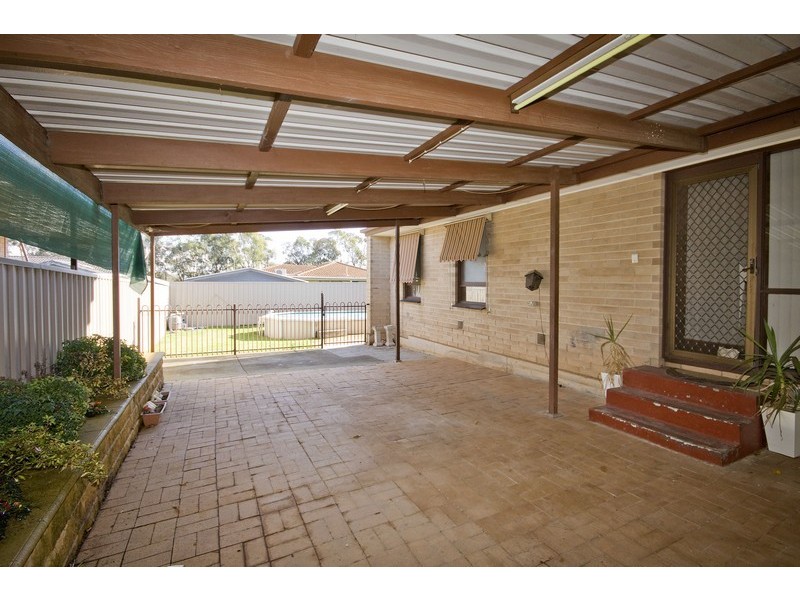 13 Debra Crescent, Salisbury East SA 5109