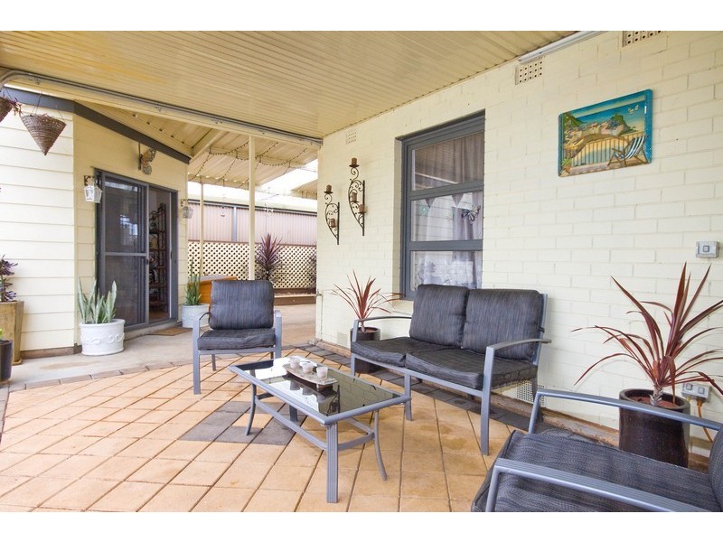18 Bradman Road, Parafield Gardens SA 5107
