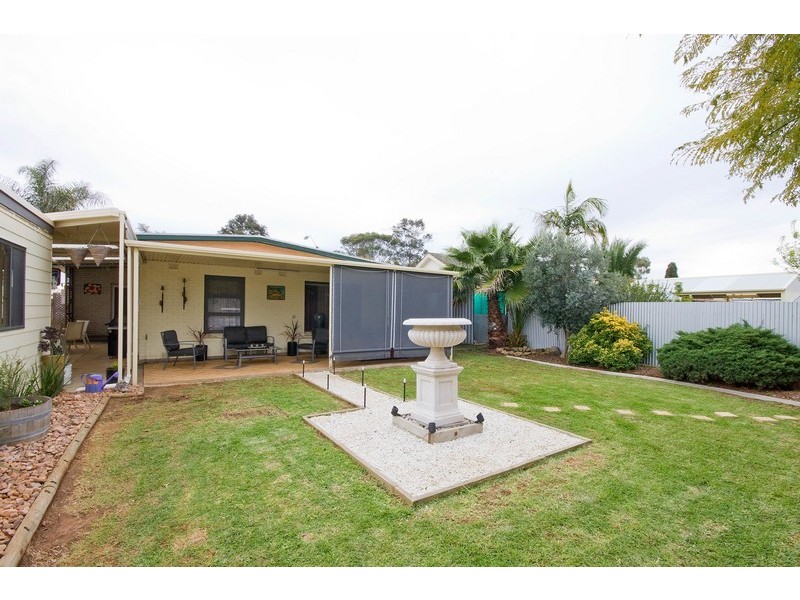 18 Bradman Road, Parafield Gardens SA 5107