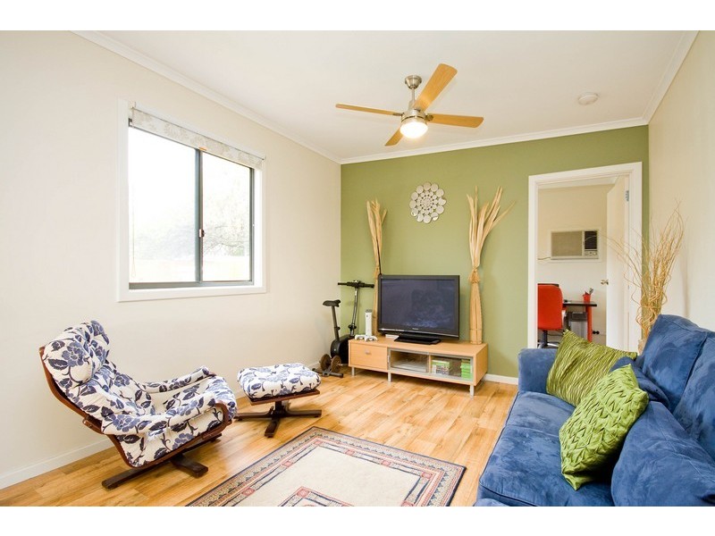 18 Bradman Road, Parafield Gardens SA 5107