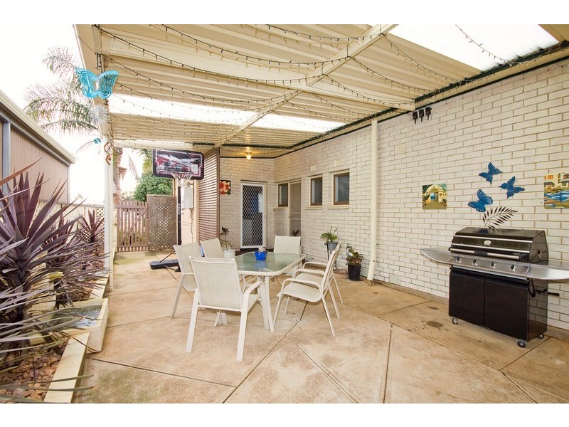 18 Bradman Road, Parafield Gardens SA 5107