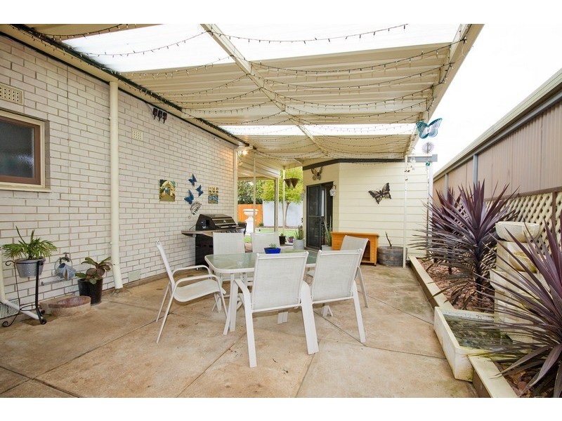 18 Bradman Road, Parafield Gardens SA 5107