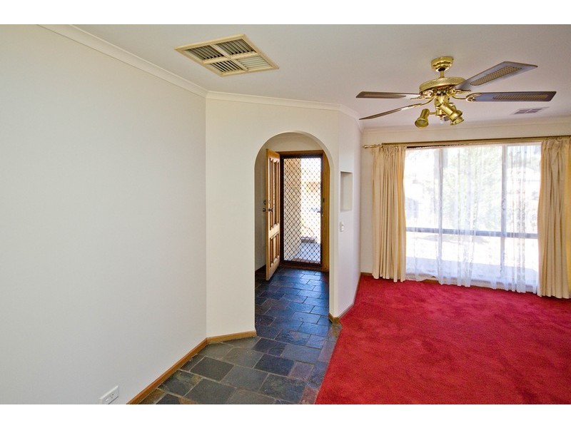 8 Redford Court, Paralowie SA 5108