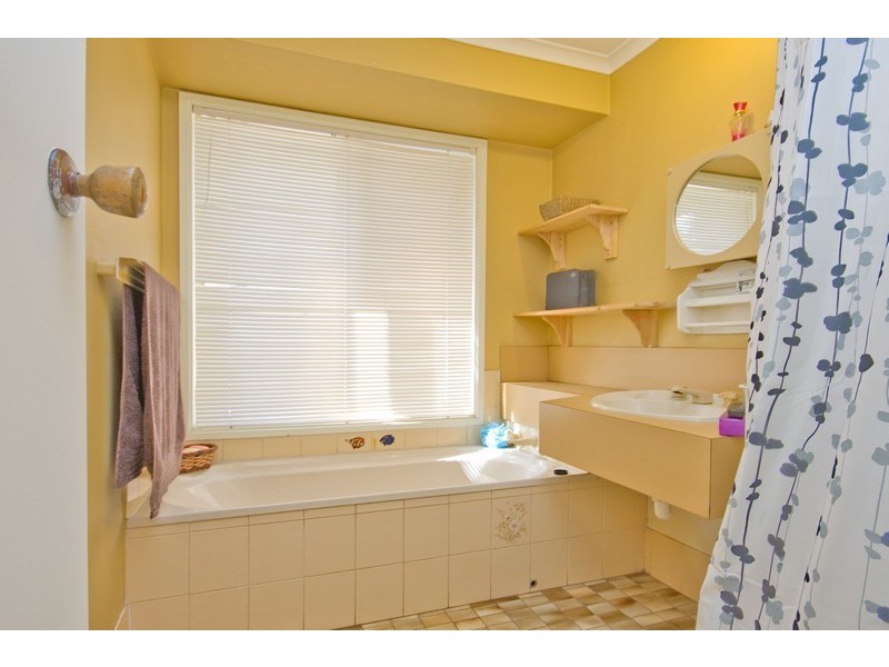 13 McInnis Avenue, Burton SA 5110