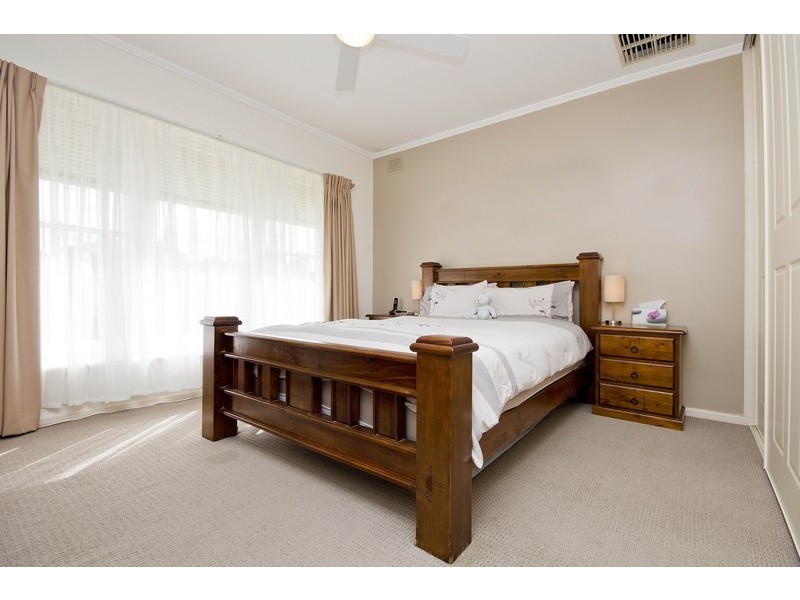 95 McIntyre Road, Para Hills West SA 5096