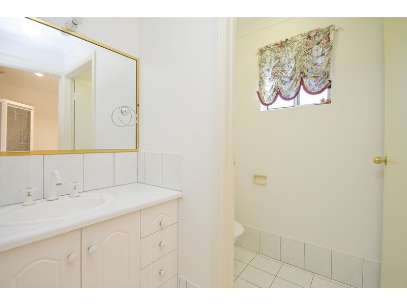 5 Queensborough Drive, Salisbury Heights SA 5109