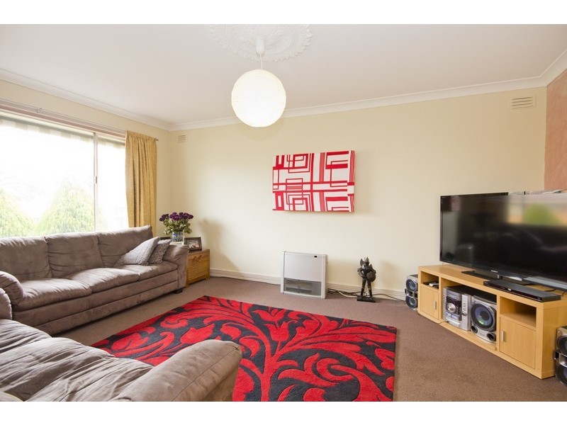 18 Cheltenham Crescent, Salisbury East SA 5109