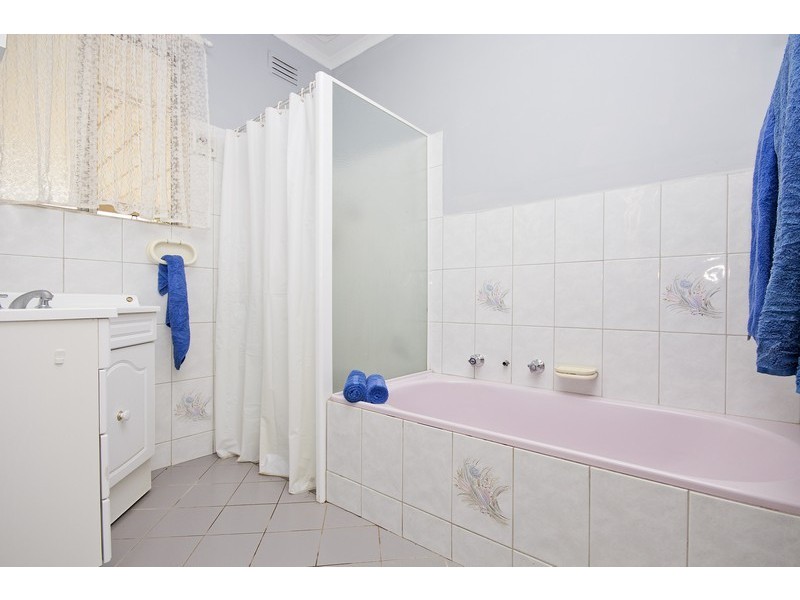 18 Cheltenham Crescent, Salisbury East SA 5109