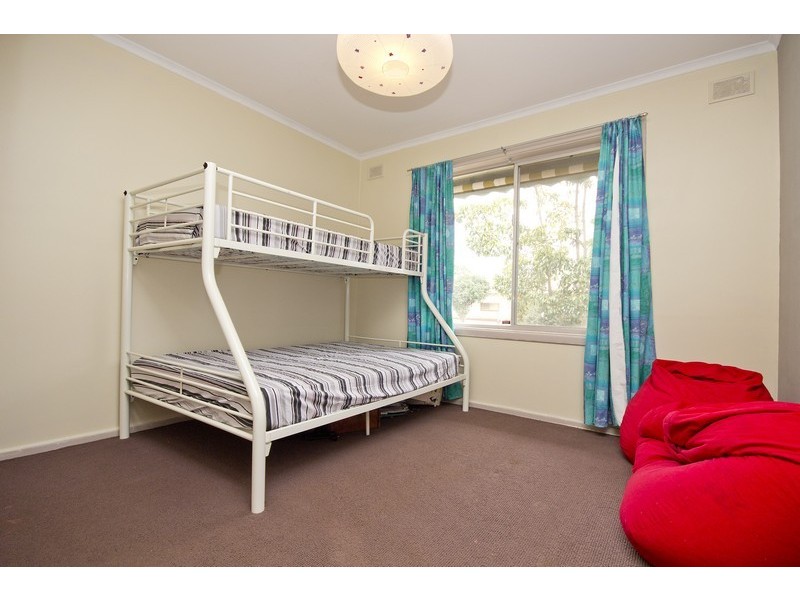 18 Cheltenham Crescent, Salisbury East SA 5109