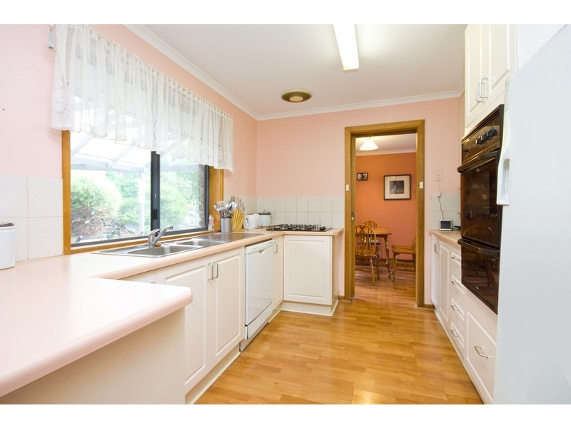 13 Jacquard Court, Greenwith SA 5125