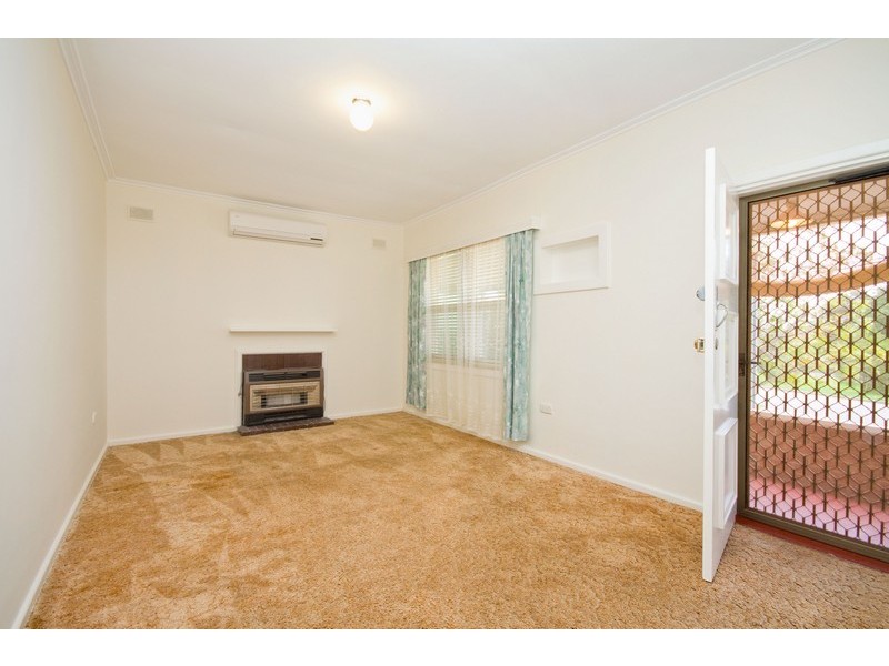 16 Thornton Street, Elizabeth East SA 5112