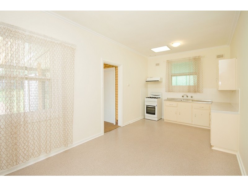 16 Thornton Street, Elizabeth East SA 5112