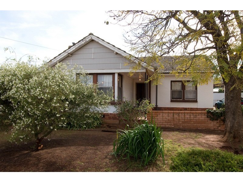 25 Siddall Road, Elizabeth Vale SA 5112