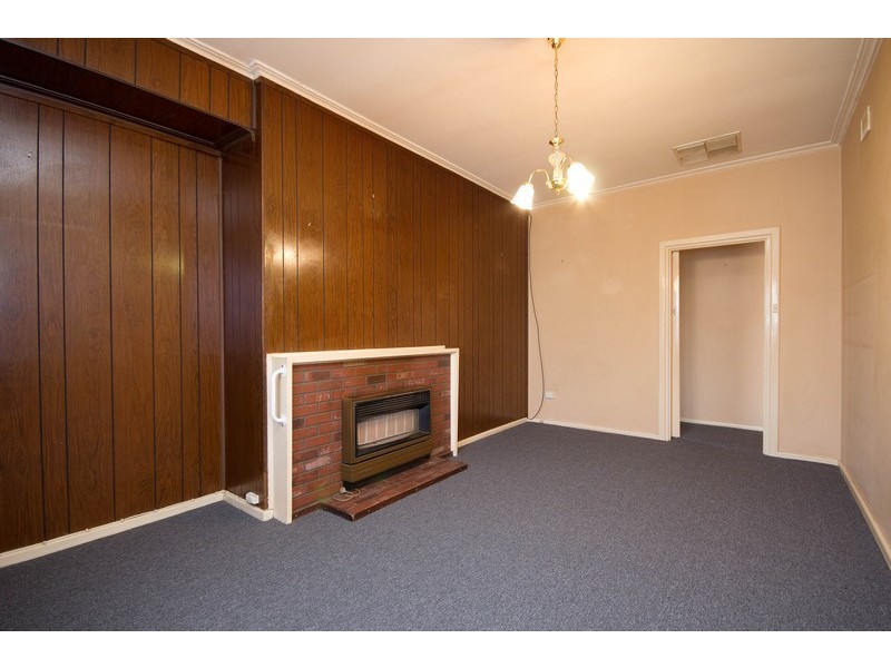 25 Siddall Road, Elizabeth Vale SA 5112