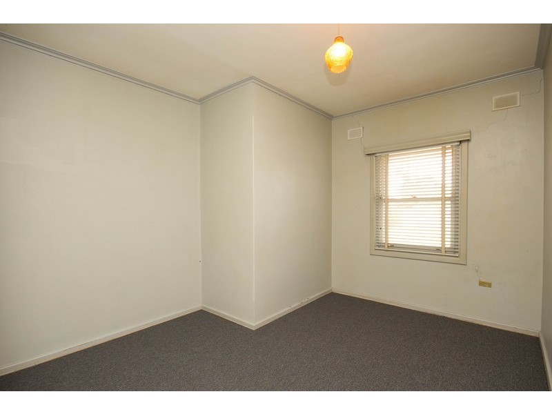 25 Siddall Road, Elizabeth Vale SA 5112