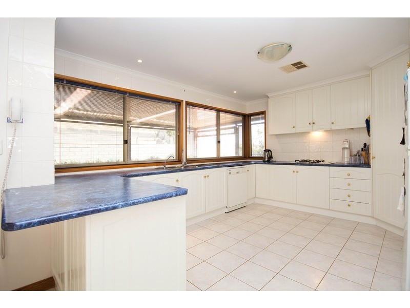 20 Cambridge Terrace, Hillbank SA 5112