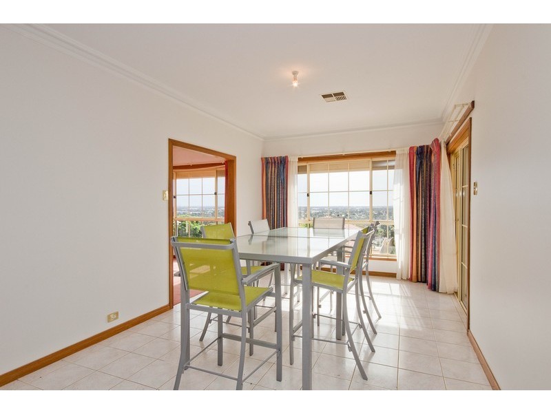 20 Cambridge Terrace, Hillbank SA 5112