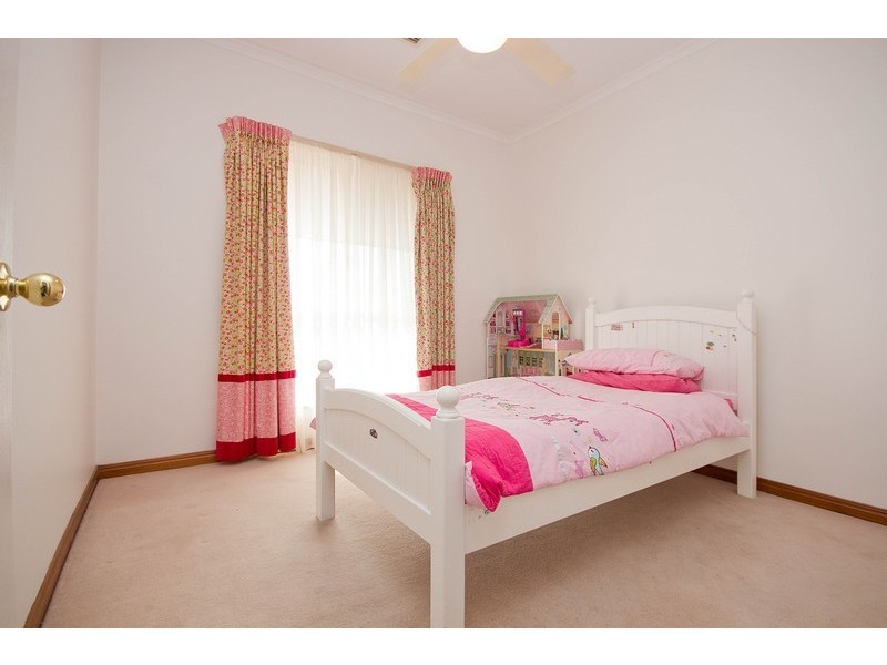 20 Cambridge Terrace, Hillbank SA 5112