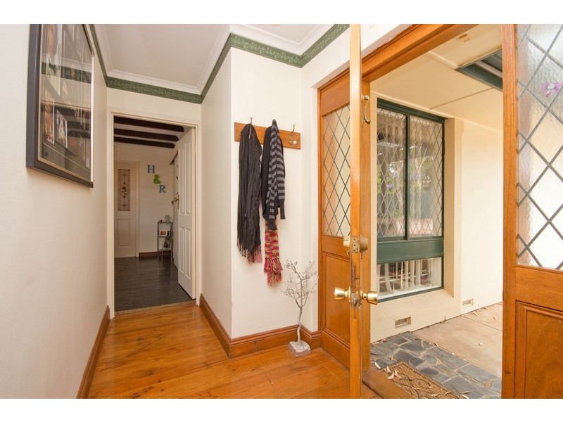 3 Summit Court, Para Hills SA 5096