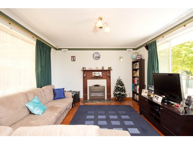 3 Summit Court, Para Hills SA 5096