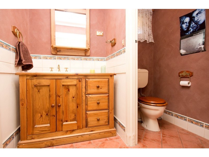 3 Summit Court, Para Hills SA 5096