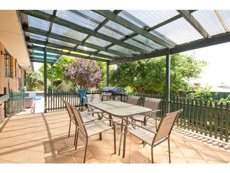 3 Summit Court, Para Hills SA 5096