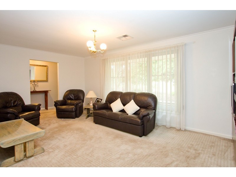 4 Lorraine Terrace, Highbury SA 5089