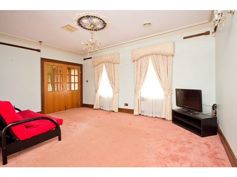 21 Falcon Drive, Parafield Gardens SA 5107