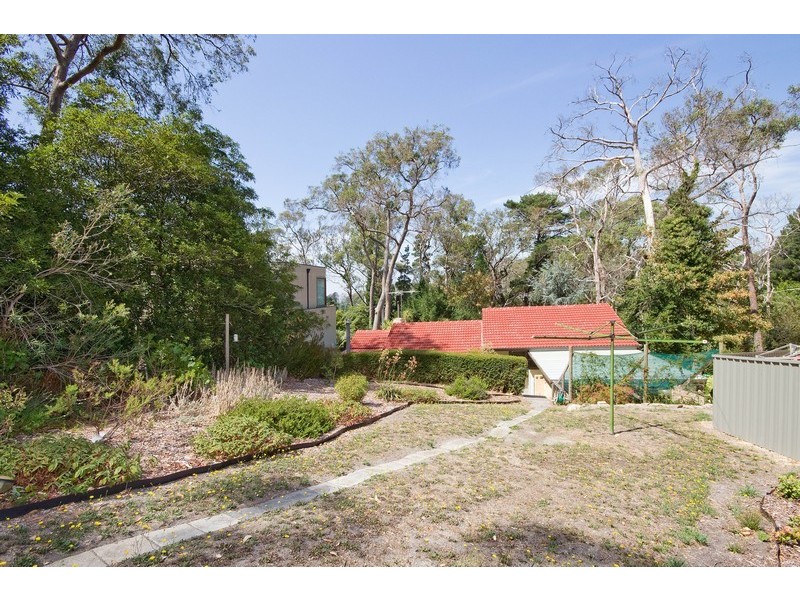 24 Cox Creek Road, Crafers SA 5152