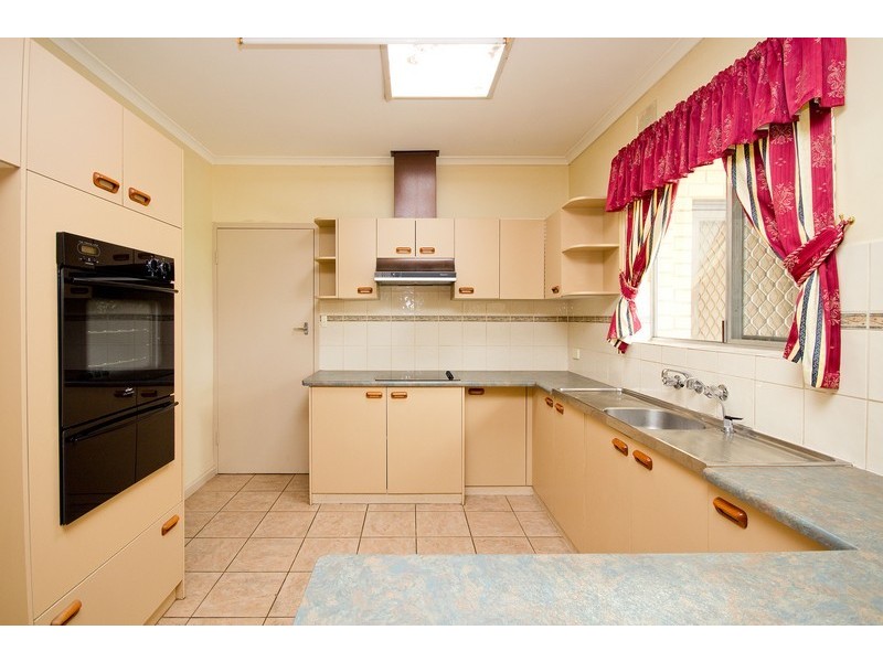 11 Carlow Street, Salisbury Downs SA 5108