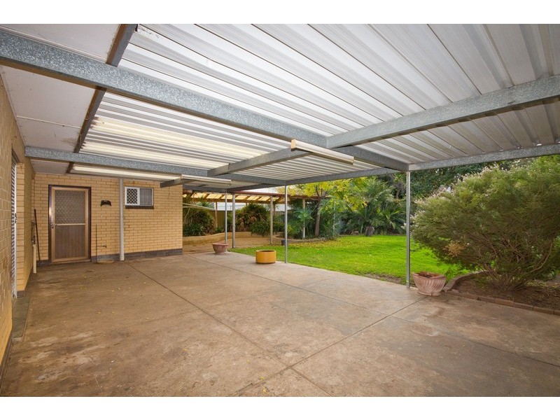 11 Carlow Street, Salisbury Downs SA 5108