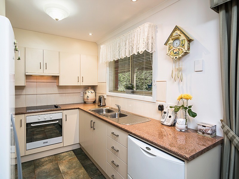 4 Lutterworth Street, Macclesfield SA 5153