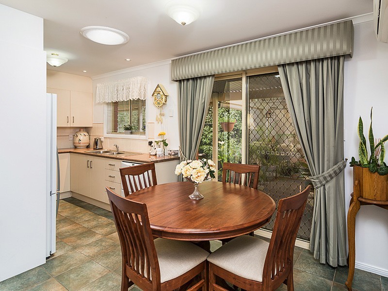 4 Lutterworth Street, Macclesfield SA 5153