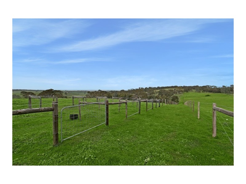 152 Schmidt Road, Macclesfield SA 5153