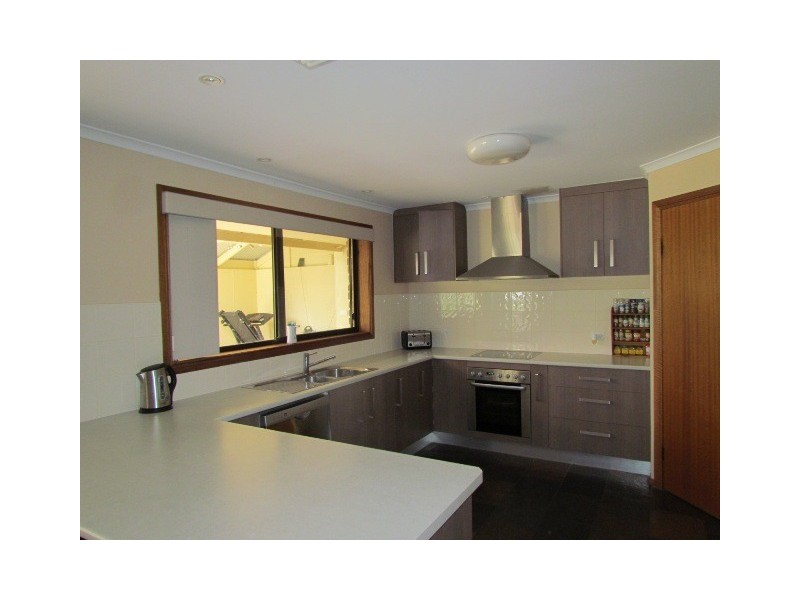 98 Ellis Road, Meadows SA 5201