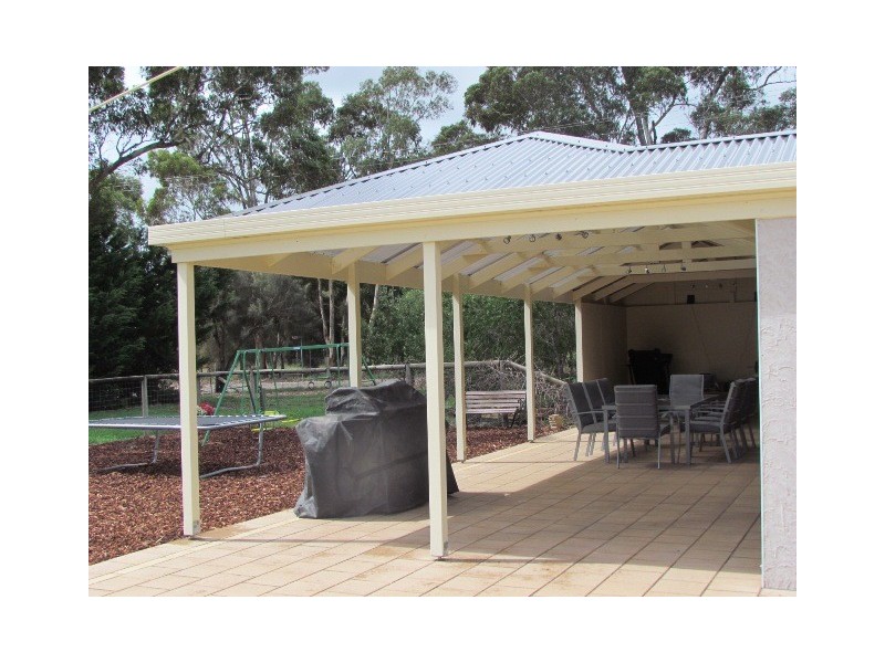 98 Ellis Road, Meadows SA 5201