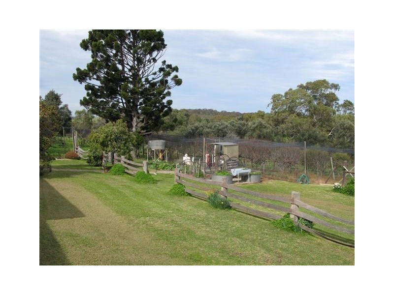 49 Sunnydale Road, Strathalbyn SA 5255