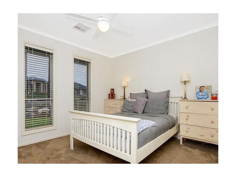 13 Macquarie Parade, Meadows SA 5201