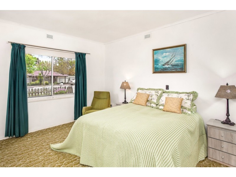 16 Mawson Road, Meadows SA 5201