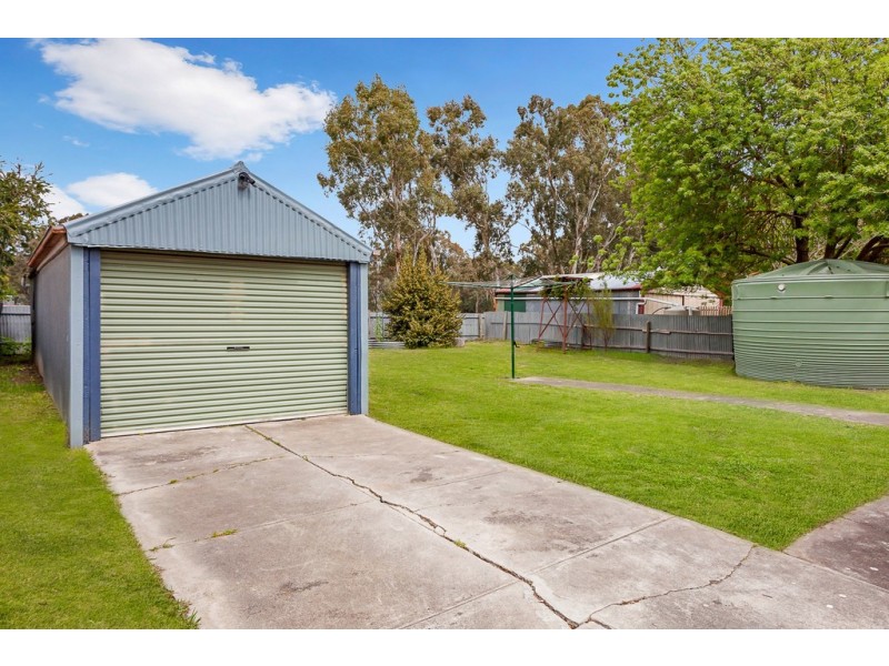 16 Mawson Road, Meadows SA 5201